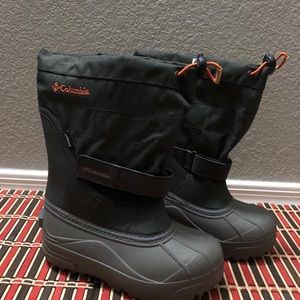 Columbia kids shoe size 1